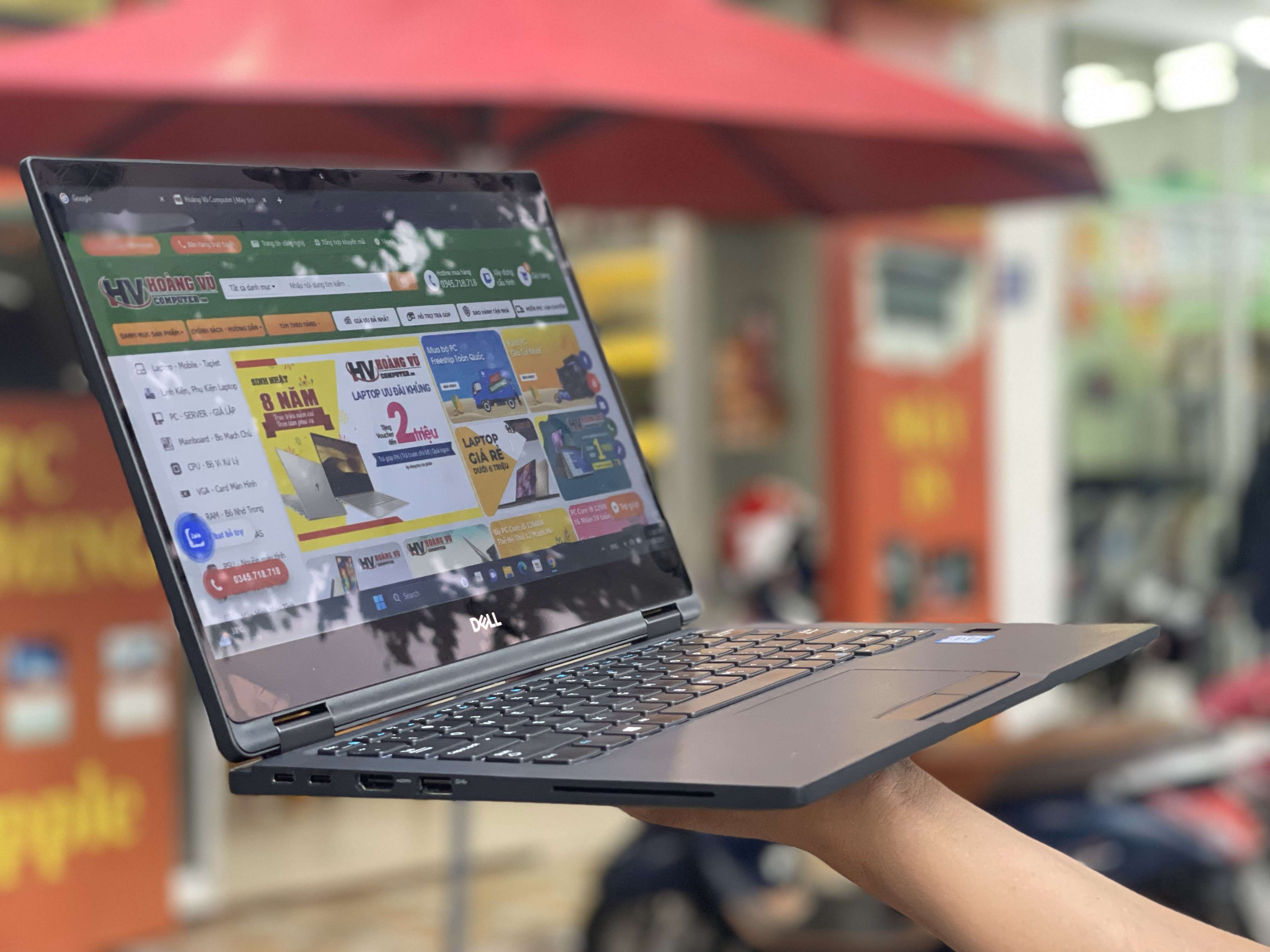 Dell Latitude 7390 2 trong 1 (i7-8650U, FHD) Cảm ứng Xoay gập 360 Laptop linew 99%