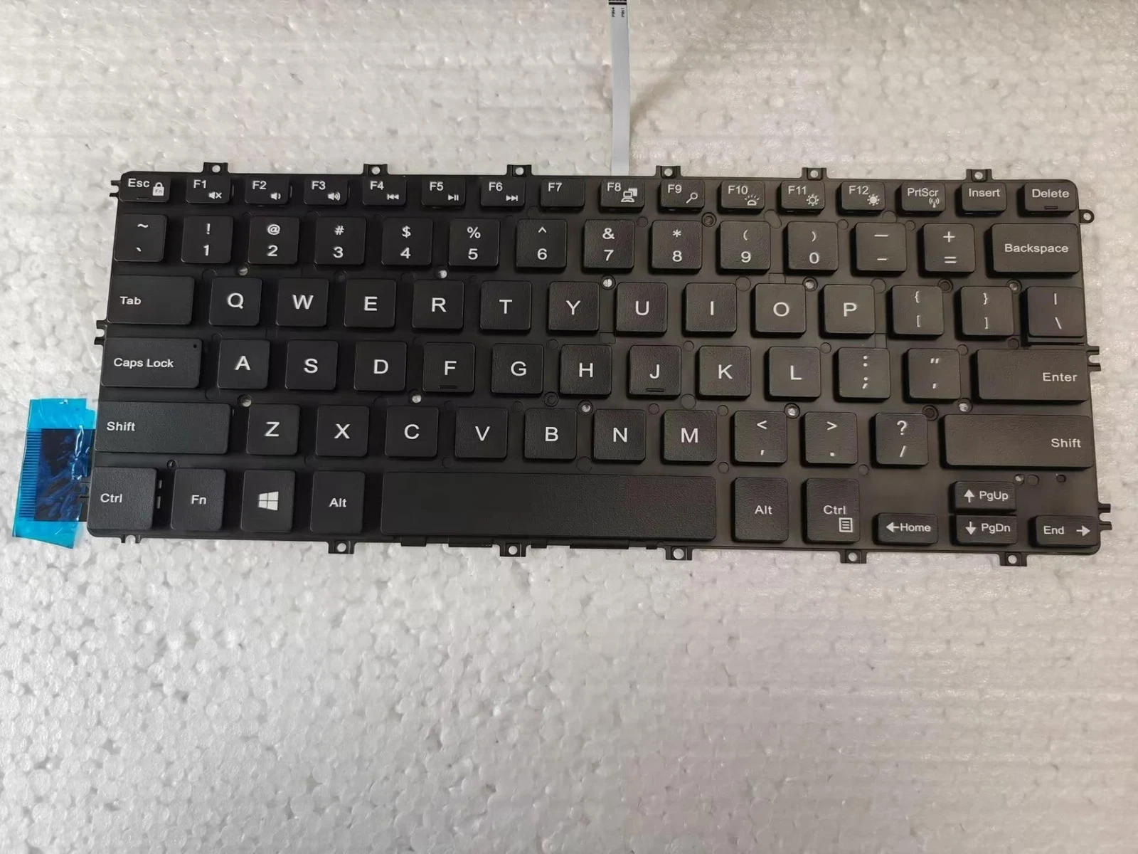 Bàn phím Dell Inspiron 5480, 5481, 5482, 5488, 7386, 5580, 5588, 7580 ZIN chuẩn US có LED Backlit. Thay bàn phím Dell bị liệt, chạm, mất phím, hỏng phím hoặc hư do chất lỏng.
