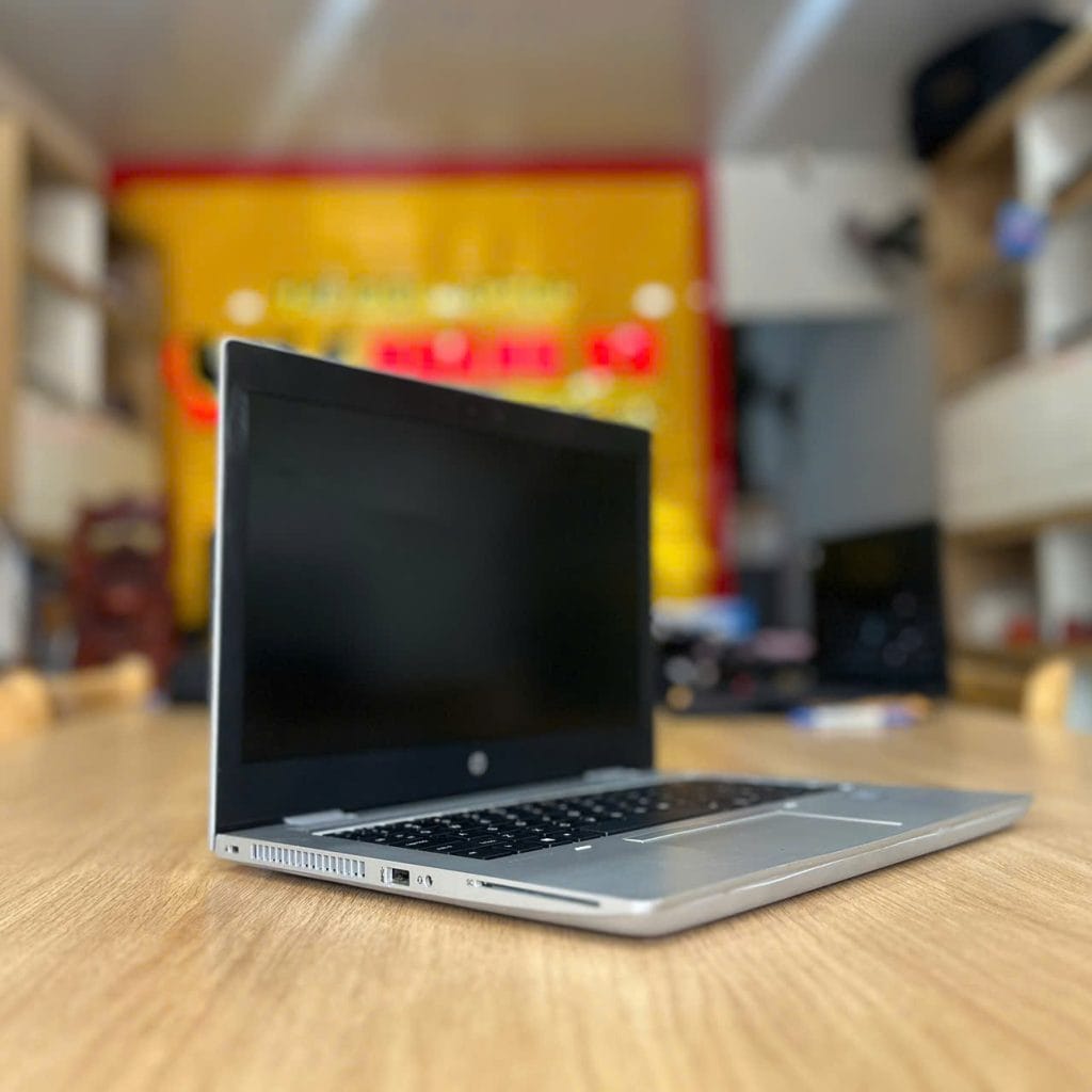 Mặt lưng và độ hoàn thiện của HP Probook 640 G4 i7-8650U Ram 8GB SSD 256GB Màn hình 14.0 FHD