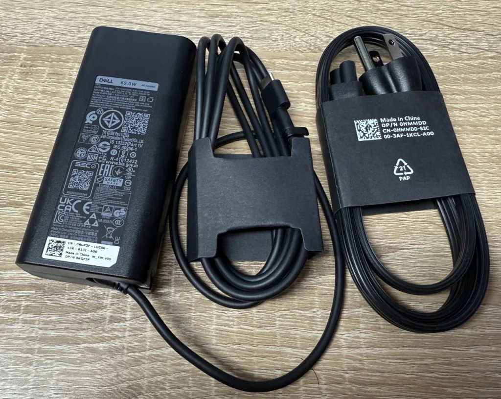 Đầu sạc và chuẩn kết nối của Sạc Nguyên Bản Chính Hãng Dell Type C DA65NM190 19V - 3.34A 65w New