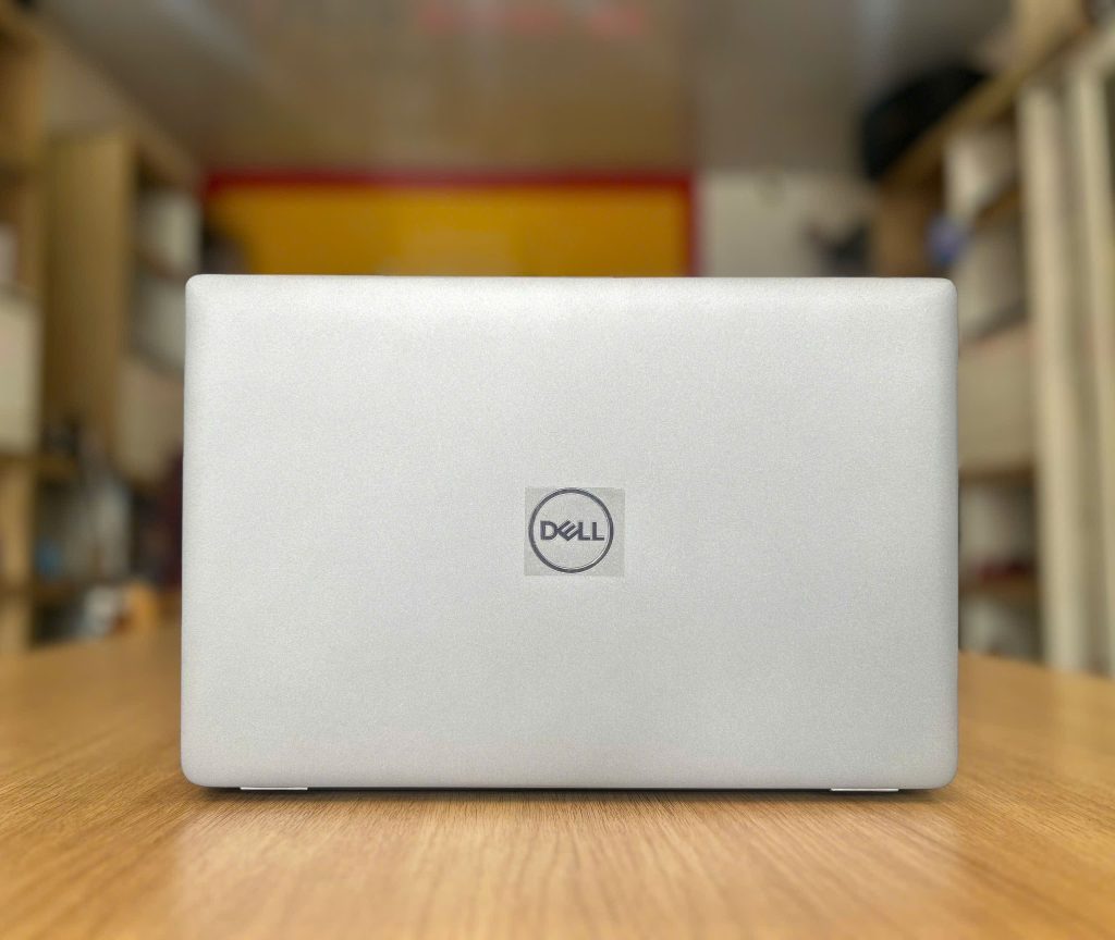Khu vực bàn phím / cổng kết nối của Dell Latitude 5440 i7-1355U Ram 8GB SSD 256GB Màn hình 14.0 inch FHD