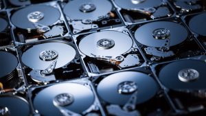 Các trang lưu trữ Internet gặp khó khăn trong việc bảo tồn dữ liệu do giá ổ cứng tăng vọt do bùng nổ AI - Wayback Machine và Wikimedia chịu tác động từ giá lưu trữ “trên trời” và các biện pháp chống thu thập dữ liệu nghiêm ngặt ngăn chặn bot không mong muốn. | Hoàng Vũ Computer