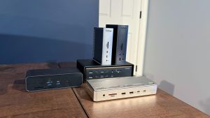 Thử nghiệm các dock Thunderbolt 5 hàng đầu với công suất cung cấp lên tới 140W, 10 GbE và khe cắm M.2 SSD — Razer, CalDigit, Hyper, Ivanky và WAVLINK so tài cùng nhau | Hoàng Vũ Computer