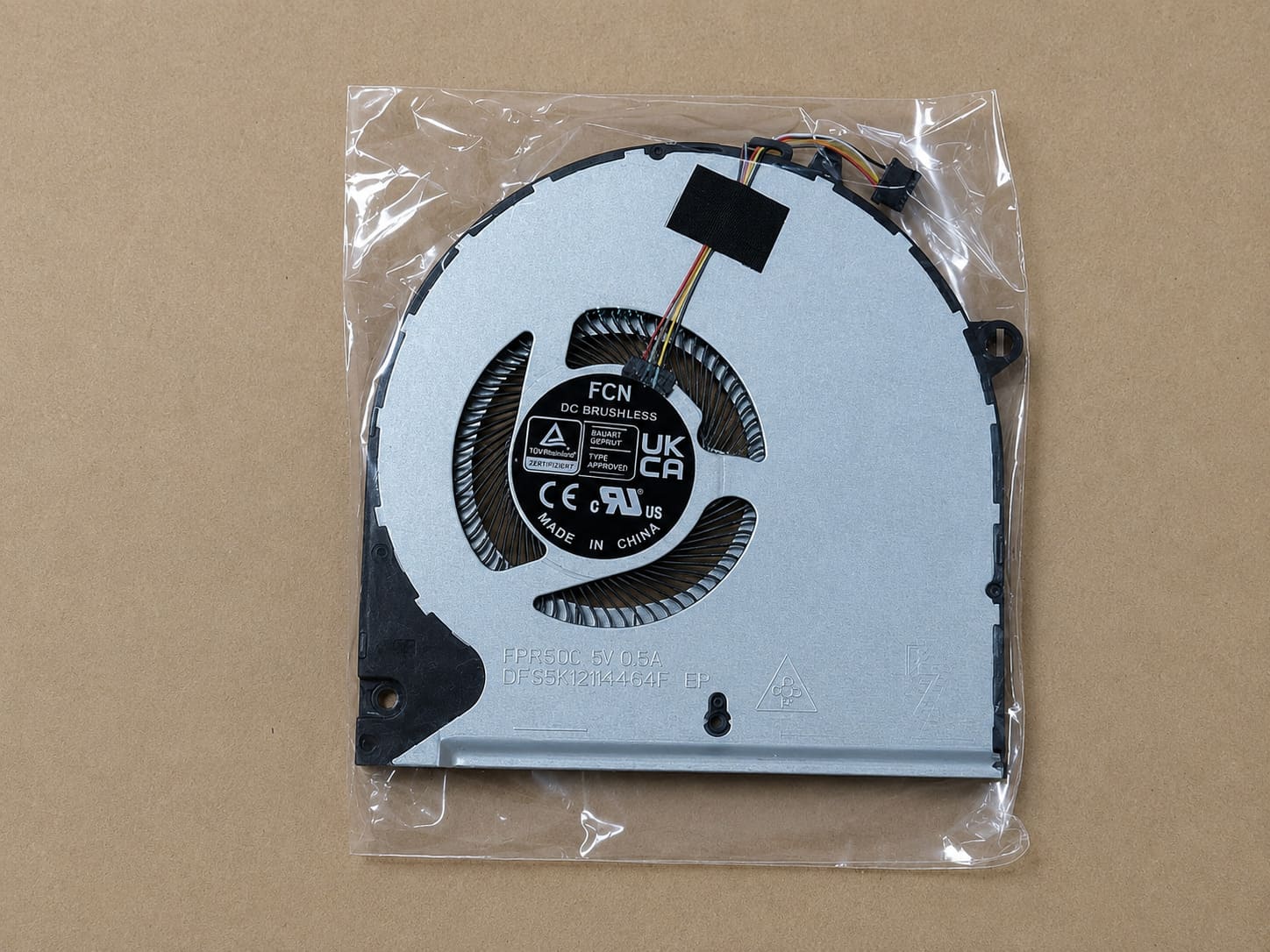 Quạt tản nhiệt CPU cho HP 15s-gu, 15s-gy, 15s-gr, 15s-du, HP 250 G8, HP 250 G9 TPN-C151 chất lượng cao, làm mát hiệu quả tại Hoàng Vũ Computer Quảng Ngãi.
