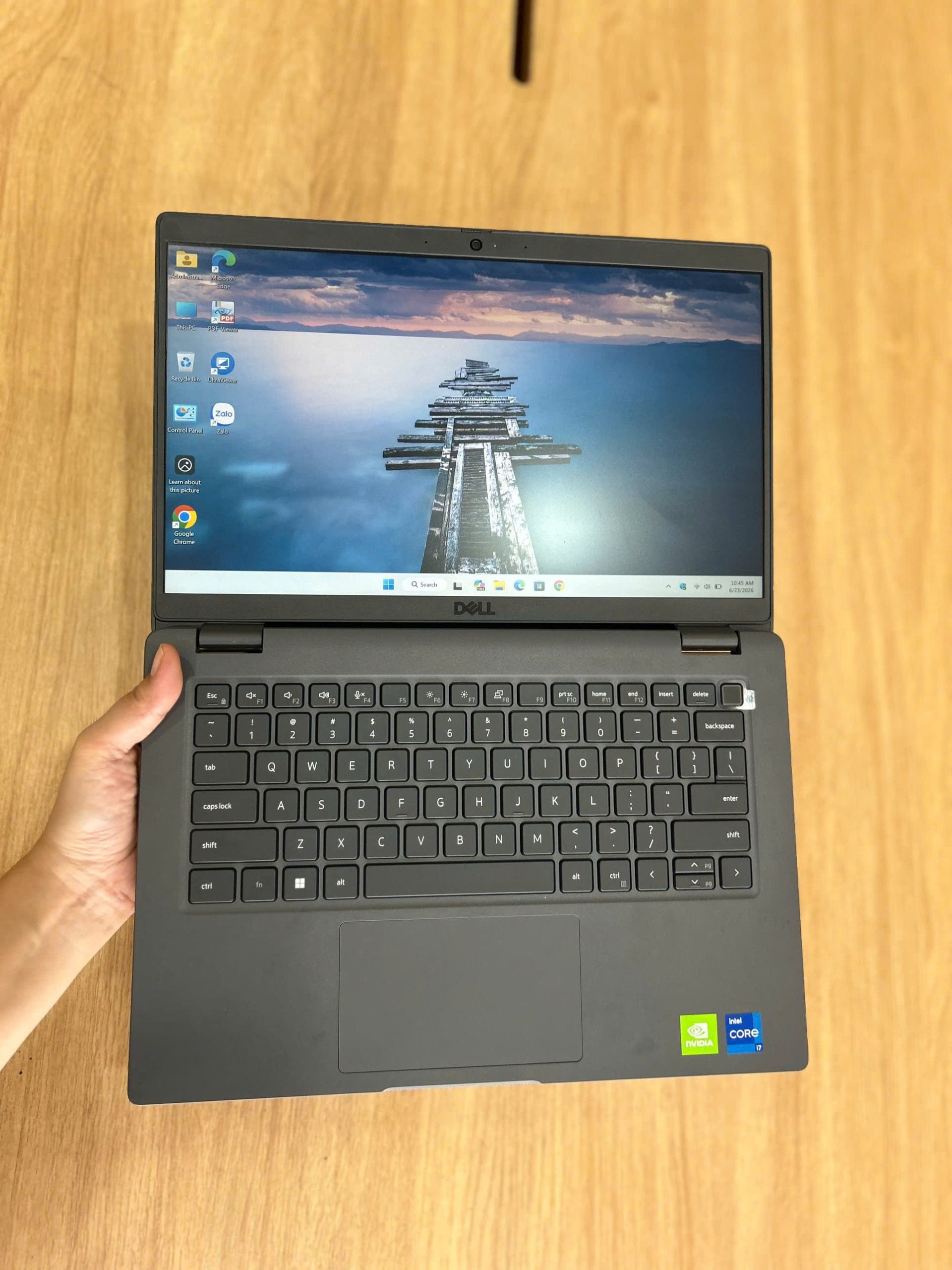 Thiết kế và ngoại hình thực tế của Dell Latitude 3440 Core i7-1355U | RAM 16GB | SSD 512GB | NVIDIA MX550 2GB | Màn Hình 14 Inch FHD