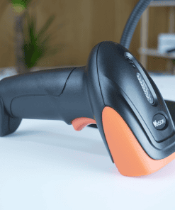 Máy quét mã vạch cầm tay 2D Winson WNI-5260 có chân đế, hỗ trợ quét mã 1D/2D, QR Code tương thích. Phù hợp cửa hàng, thu ngân, POS và quản lý kho.