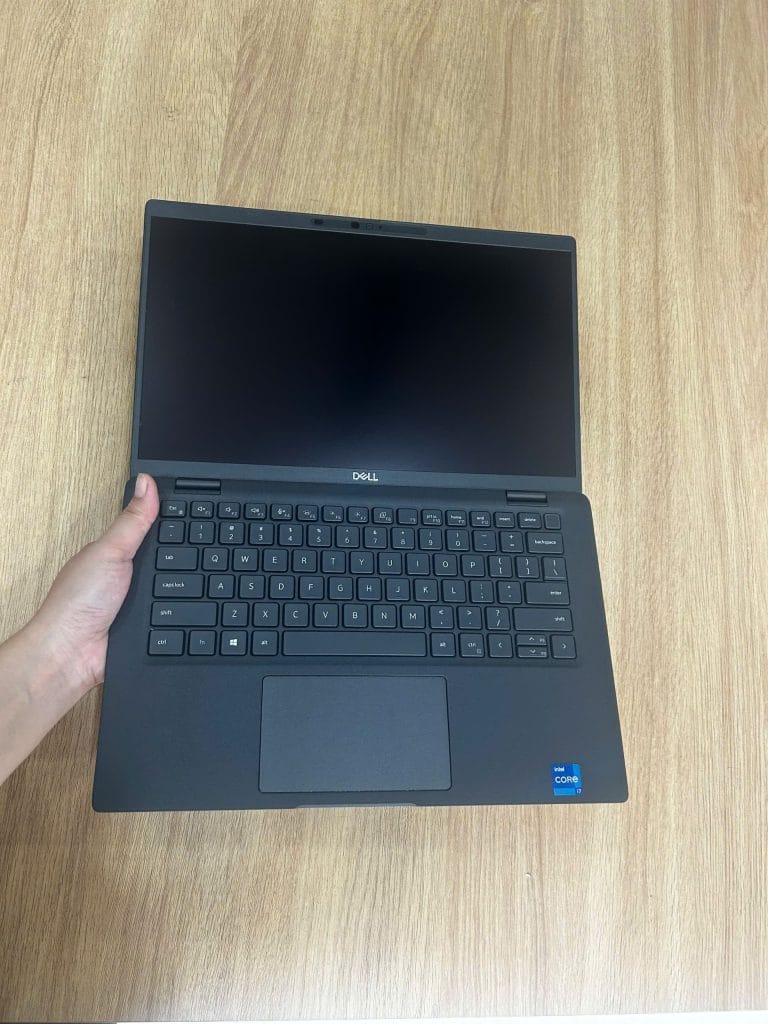 Thiết kế và ngoại hình thực tế của Dell Latitude 7420 i7-1185G7 Ram 16GB SSD 256GB Màn 14.0 inch FHD