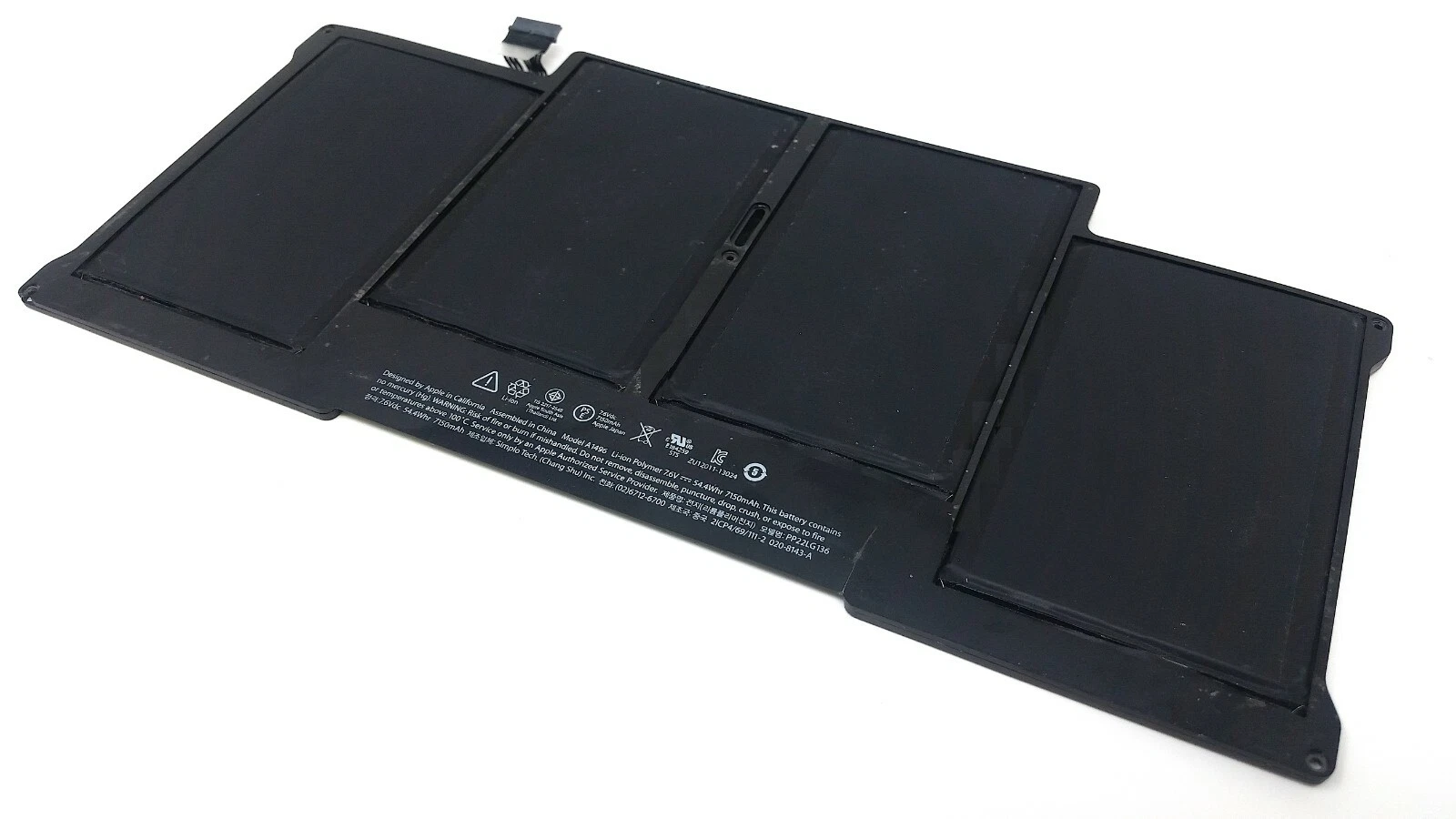Pin MacBook Air 13 A1496 cho A1466 Mid 2013, Early 2014, Early 2015 và 2017, mã 661-7474, B GRD. Dùng thay pin MacBook bị chai, tụt nhanh, không giữ điện hoặc phồng.