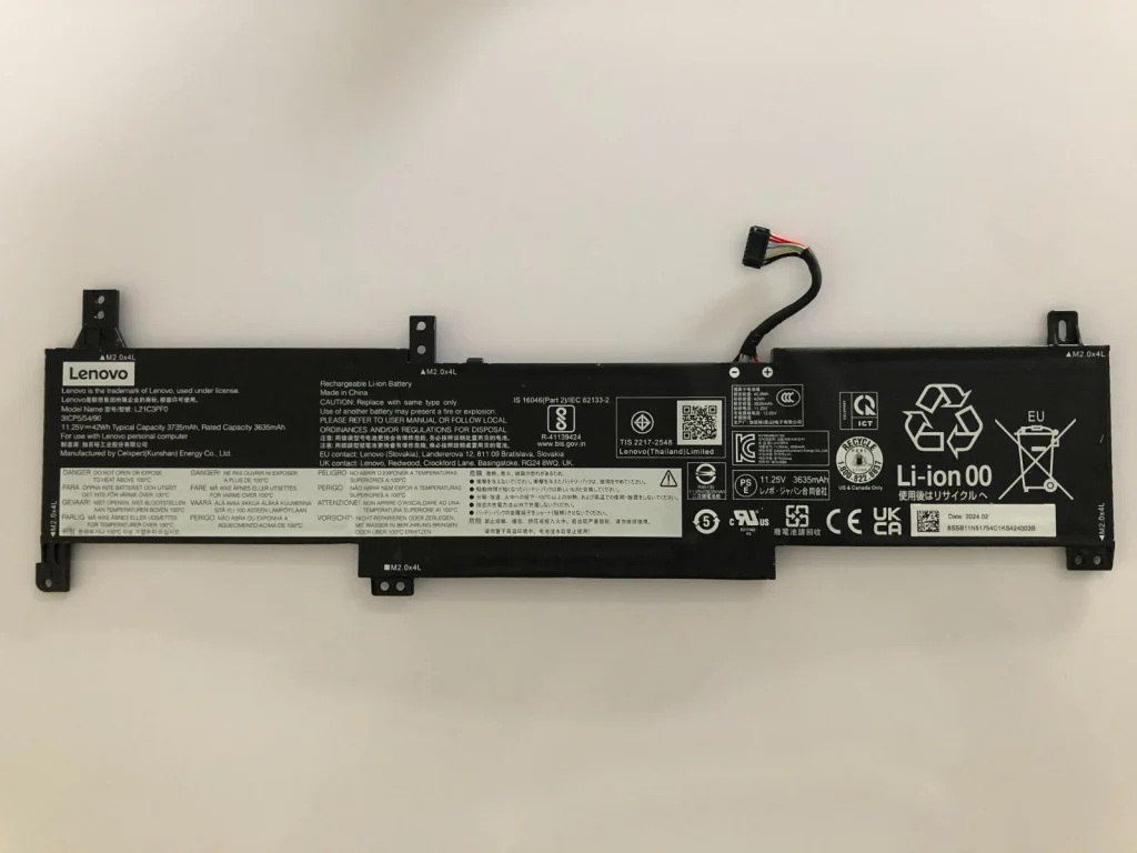 Thiết kế và ngoại hình thực tế của Pin Lenovo IdeaPad 1 L21C3PF0 L21M3PF0 L21M3PF1 42Wh