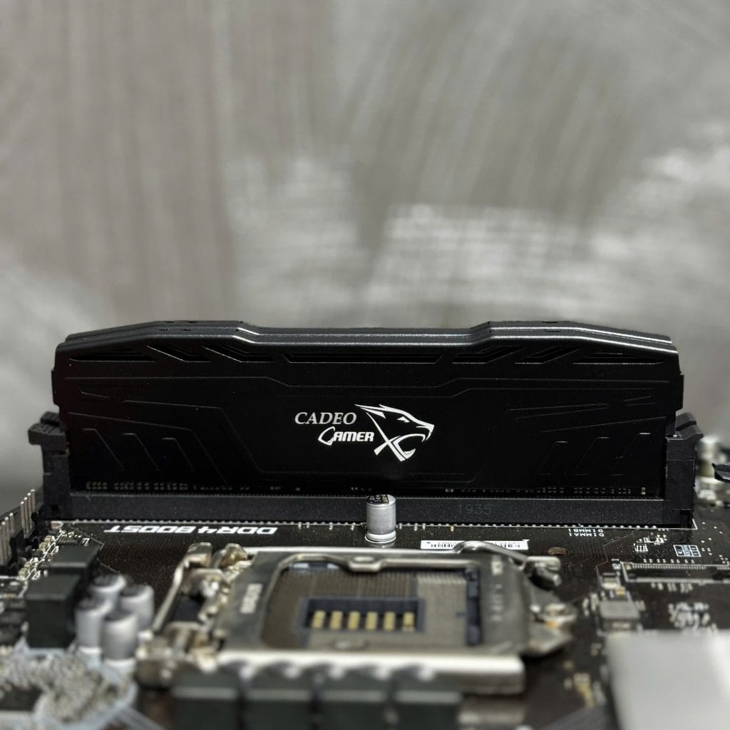 Thiết kế thùng máy RAM Cadeo 16GB DDR4 Bus 3200MHz Tản Nhiệt Cho PC